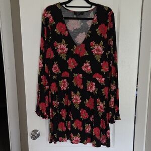 Forever 21 Black Dress with Red Floral Design Size 3X
